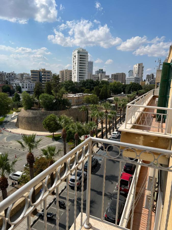 Nicosia City Centre Sky Views Apartment Buitenkant foto