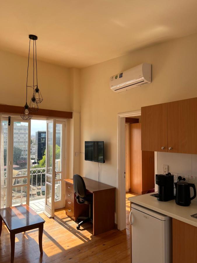 Nicosia City Centre Sky Views Apartment Buitenkant foto