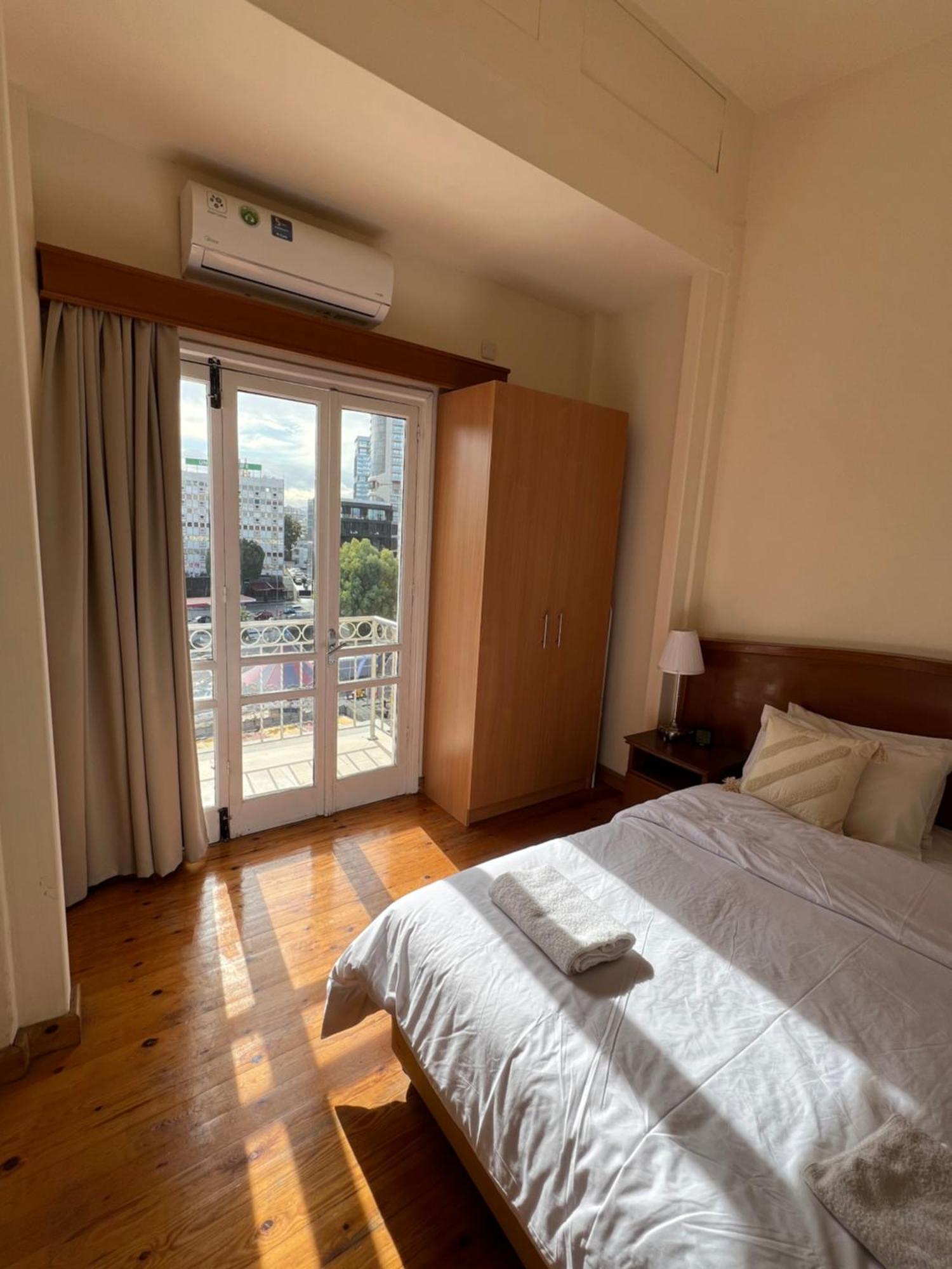 Nicosia City Centre Sky Views Apartment Buitenkant foto